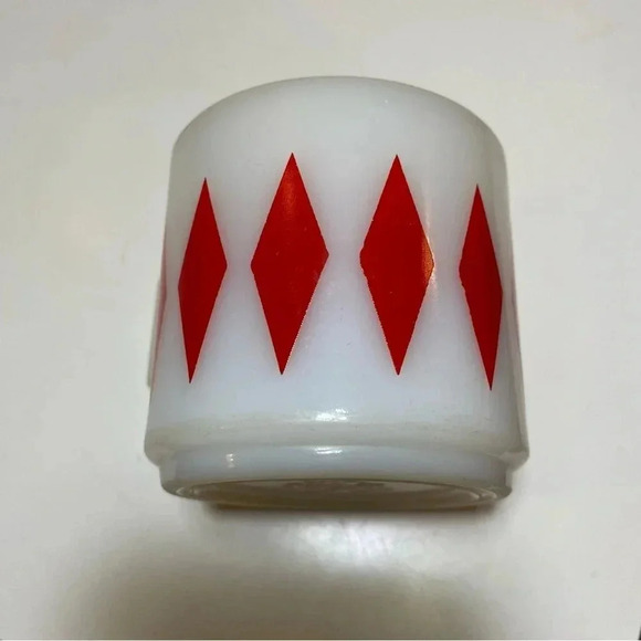 SOLD Vintage Fire King Anchor Hocking Mug Milk Glass Harlequin Red Diamond USA - Picture 4 of 8